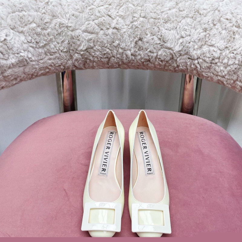roger u1u1er flat shoes